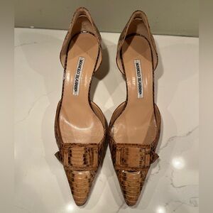 Manolo Blahnik Tan Croc-Embossed Pointed D'Orsay Kitten Heels